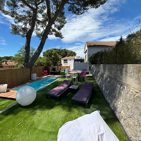 La Villa *